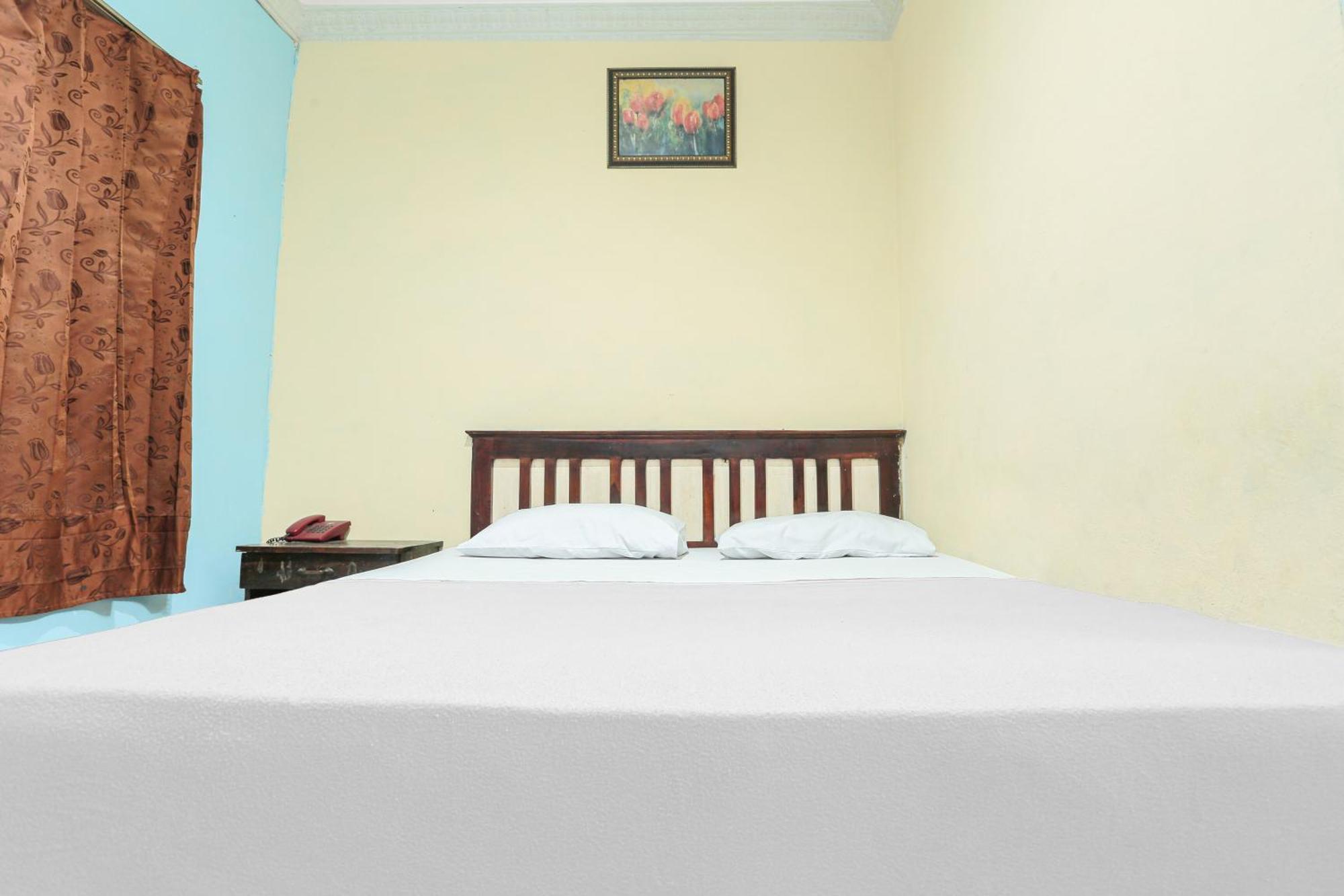 Oyo 93046 Hotel Fortuna Parepare Екстериор снимка